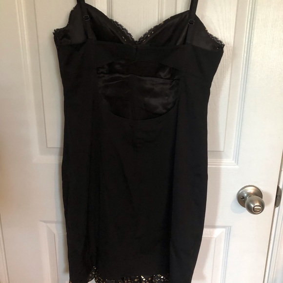 Dress - Picture 4 of 5